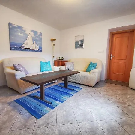 House Nada Franciska Holiday home